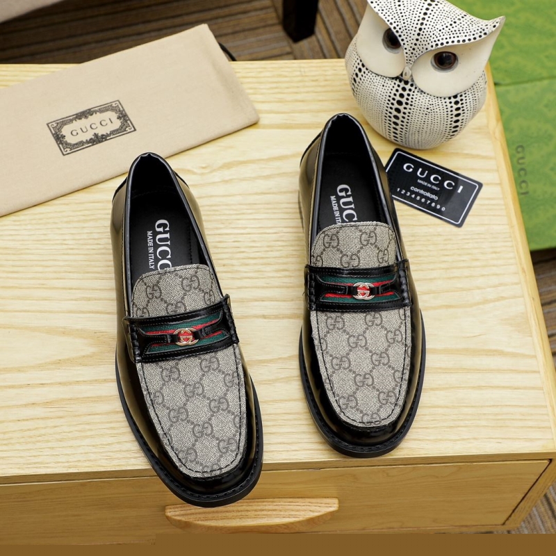 G*u*i leather shoes